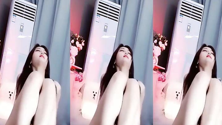 【虎牙极品主播】『思妤』万元定制流出 全裸热舞边跳边扣三点尽露。}