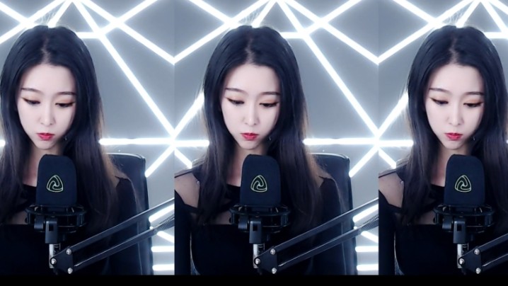 Girl_seven_小柒_93。}