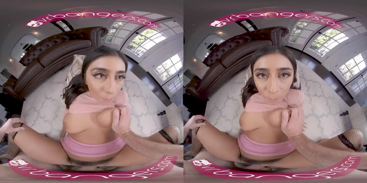 VRBANGERS与热门拉丁朋友VRA片的性行为