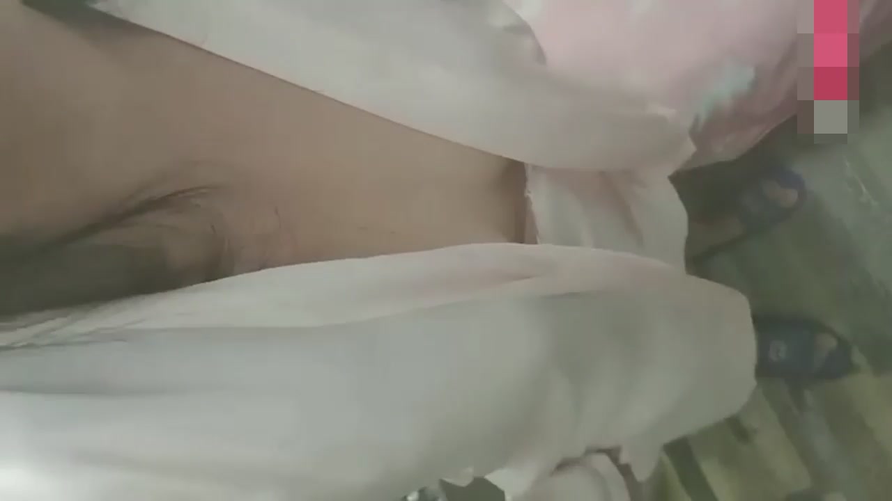 真实母子乱伦禽兽儿子爆操丝袜